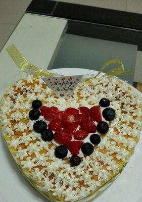 小贝壳蛋糕的制作方法（手把手教你做出美味可口的小贝壳蛋糕）