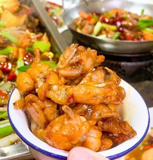 香辣田鸡腿的制作方法（烹饪美味的田鸡腿菜谱）