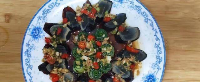 用七味辣椒，火辣入口，开启味蕾盛宴（用七味辣椒，火辣入口，开启味蕾盛宴）