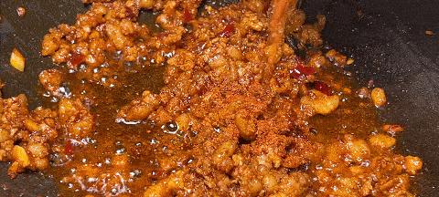 香辣肉沫豆腐的家常做法（家庭美食的又一绝！）