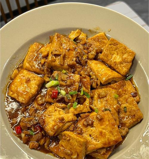 香辣肉沫豆腐的家常做法（家庭美食的又一绝！）