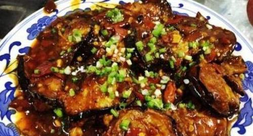 香辣茄盒的制作方法（辣味十足的美味餐点，让你口感爆棚）