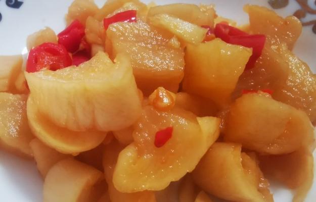 香辣萝卜丁的制作方法（简单易学，味道鲜美，营养丰富）