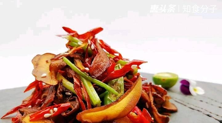 如何制作美味的香辣拉丝（学会这些技巧，做出鲜美的拉丝！）