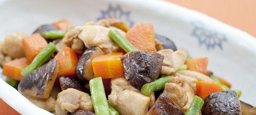 家常美食——香菇胡萝卜炒肉片（营养健康）