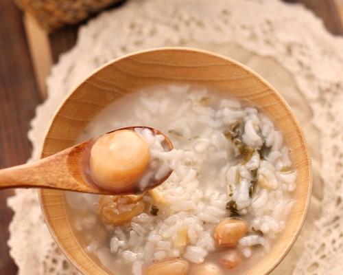 香菇干贝粥的制作方法（重口味粥品的制作技巧与注意事项）