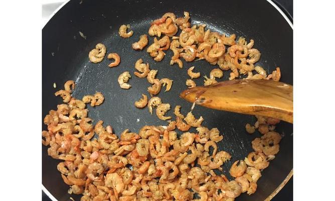 教你手工制作香菇干贝瘦肉粽子（传统美食）