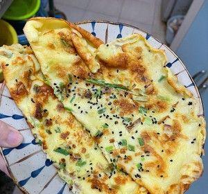 香葱煎饼的制作方法（从面团制作到香葱入味）