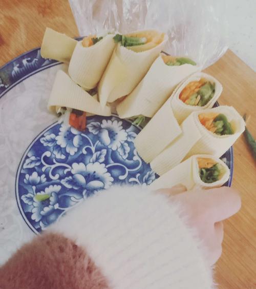 香葱拌五香豆片的做法（清爽美味）