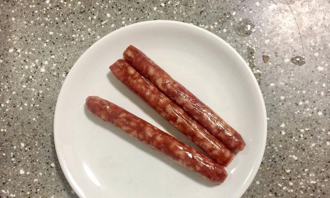 美味无比的澳洲香肠卷（轻松掌握的制作方法）