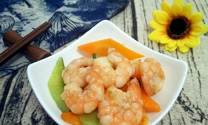 美食推荐——虾仁炒小黄瓜（清爽甘香）