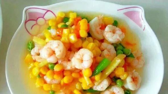 虾仁炒三丁：美味可口的家常菜