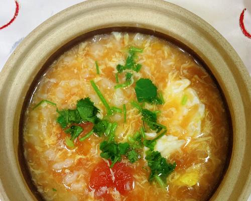 鲜美可口的以西红柿疙瘩拌汤（用家常做作健康美食）