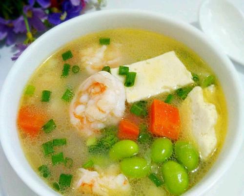 家常美食——西红柿豆腐虾仁汤（健康营养）