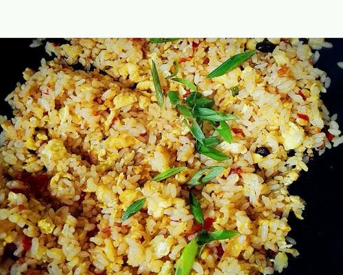 自制美味以西红柿蛋炒饭（做法简单、营养丰富、口感）