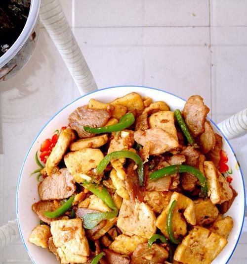 教你做美味营养的西红柿炒豆腐皮（易学易做）