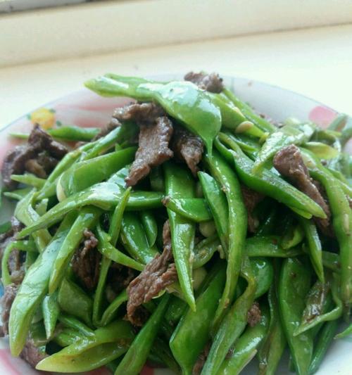 美味又健康，学会一道以西红柿炒扁豆的好吃又简单的家常菜（营养搭配）