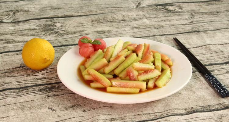 爽口美味，家常下饭佳品——以西瓜皮为原料的酱菜做法（传统美食新变革）