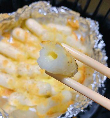 秘制鲜奶融合独特口感，网红芝士烤鲜奶的制作方法和技巧（秘制鲜奶融合独特口感）