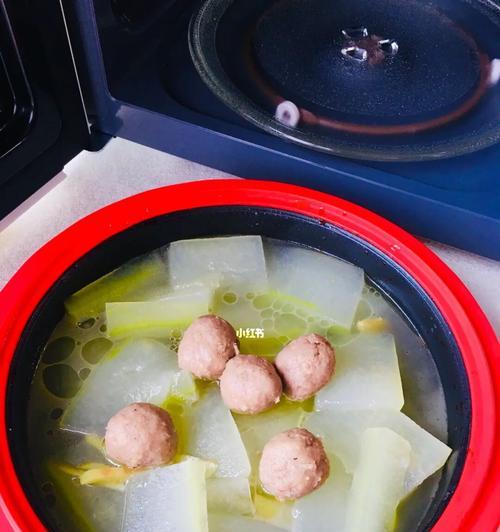 丸子冬瓜汤的做法（清爽可口）