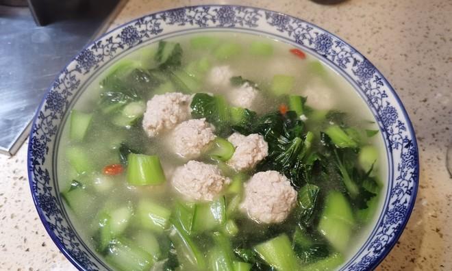 家常美食（冬日暖胃的营养美味）