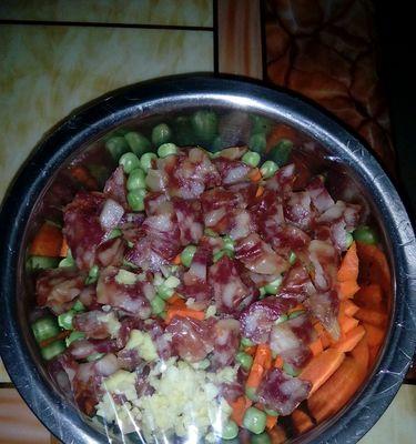 豌豆片炒香肠大赏（美味健康又简单）