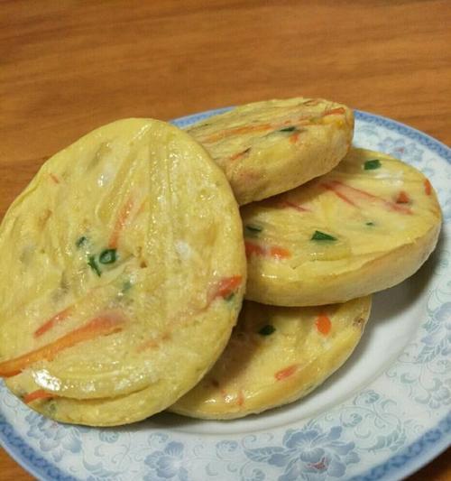 手把手教你做豌豆火腿鸡蛋饼（简单易学）
