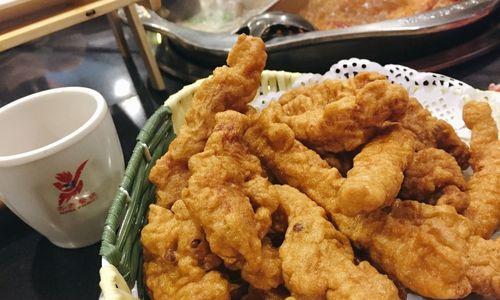 探秘外婆麻辣鲜的美食做法（传承美味）