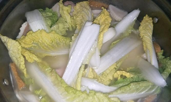 娃娃菜贡丸汤的做法（家常美味）