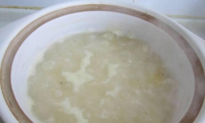 如何制作美味可口的腿肉桂圆粥（一锅粥）