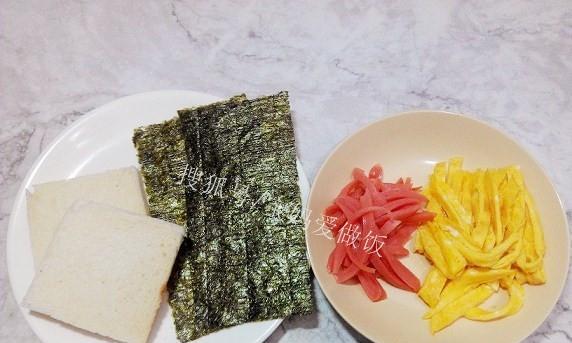 从寿司卷到吐司寿司卷——学会制作美味的吐司寿司卷