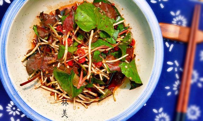 尝鲜美味，土味凉拌折耳根（让口感与健康兼备）