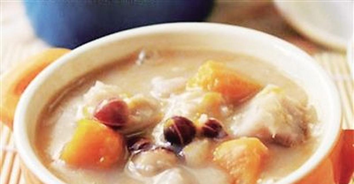 营养美味的土茯苓排骨汤（用土茯苓为食材制作美味的排骨汤）