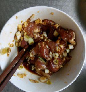 土豆蒸肉的做法（健康简单）
