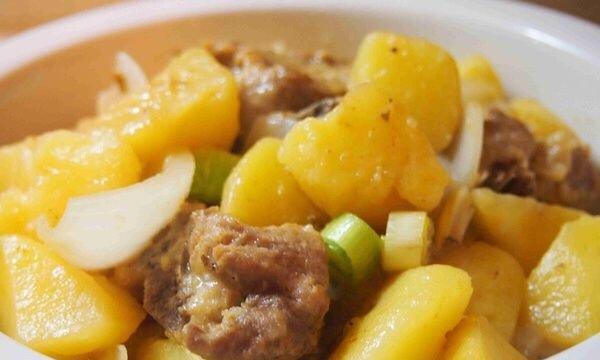 家常土豆芸豆炖排骨的做法（美味又健康的一道家常菜）