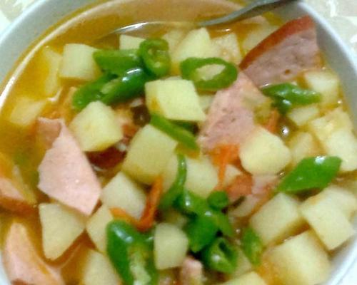 土豆咸笋汤，一道简单又美味的家常菜（家常汤菜）