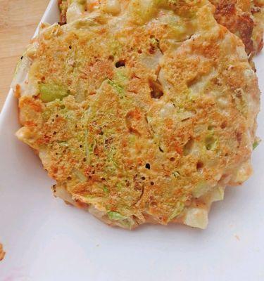 土豆蔬菜饼，健康美味的早餐选择（15个步骤教你轻松做出美味的土豆蔬菜饼）
