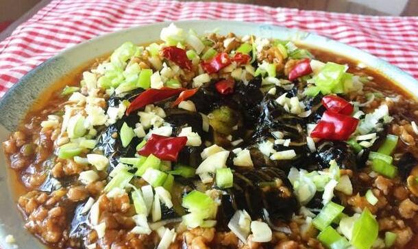美食在手，幸福满满——肉末蓑衣茄子的制作方法（健康营养、美味可口）
