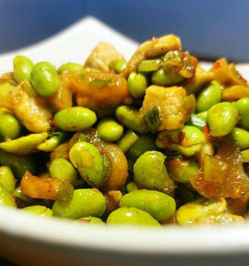 梭子蟹炒毛豆，美味又营养（香糯的毛豆）
