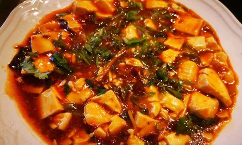 蒜汁拌内酯豆腐，美味又健康（以豆腐为主角的健康美食）