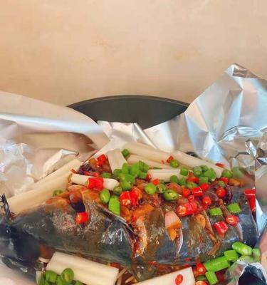 蒜香纸包鱼，做出健康美味的海鲜盛宴（一份材料）