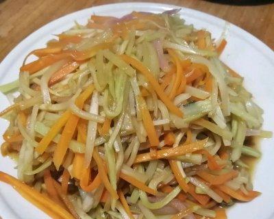 蒜香莴笋胡萝卜丝的做法（健康鲜美）
