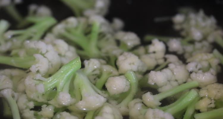 蒜香三片——家常下饭小菜的制作方法（简单易学）