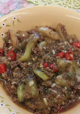 家常菜做法分享——蒜香肉沫茄子（口感香醇）