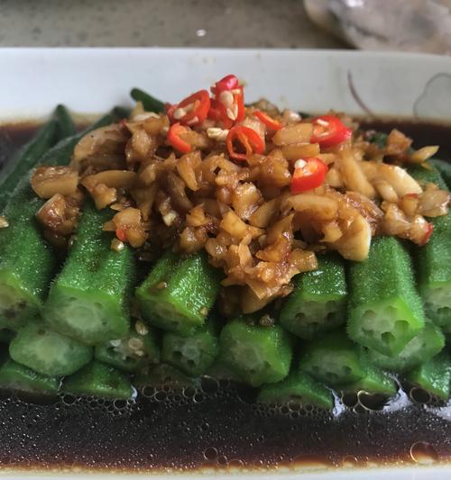 蒜香秋葵，秋季必备的美味佳肴（健康美食）