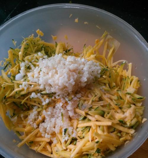 蒜香南瓜丝的制作方法（健康美味）
