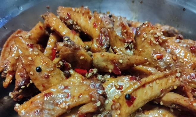 蒜香卤鸡翅尖的做法（家庭自制）