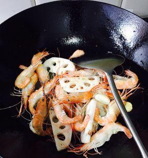 蒜香莲藕虾的制作方法（健康美味）