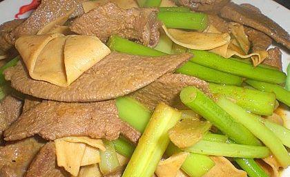 蒜苔炒猪肝，营养美味又下饭（掌握4个小技巧）