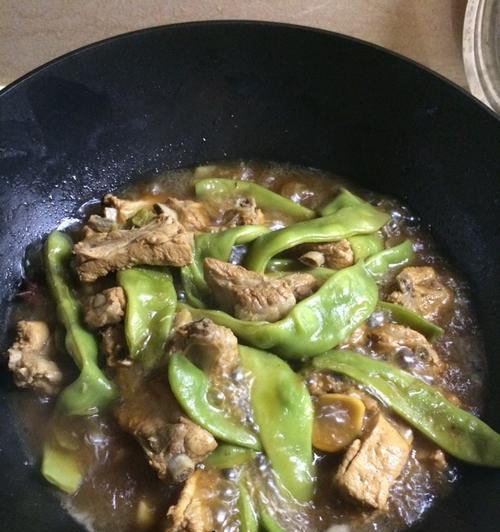 美味健康，素烧油豆角（营养丰富的素食佳肴）